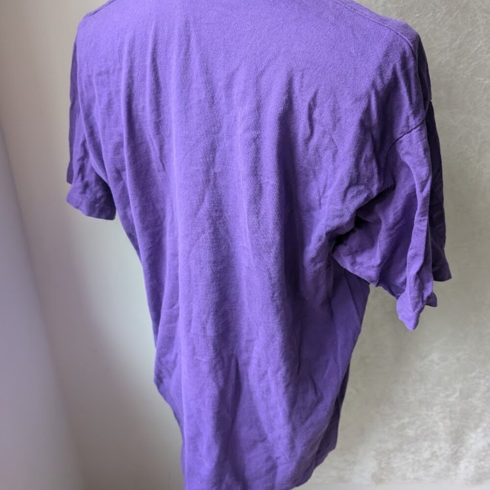 Vtg XL Alaska Puffin Purple Tee Graphic like new! - Picture 4 of 7